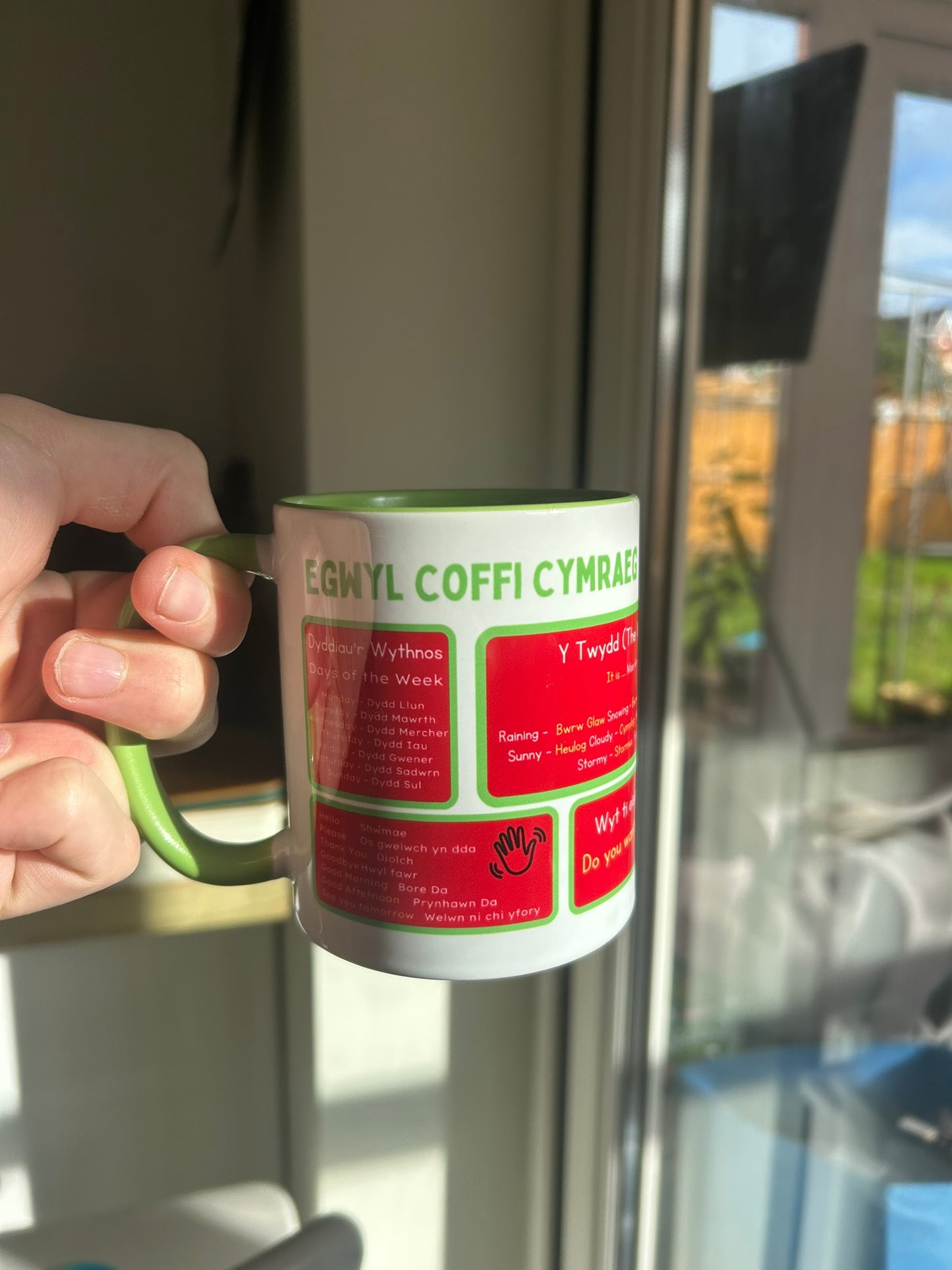 Mwg Egwyl Coffi Cymraeg | Welsh Coffee Break Mug