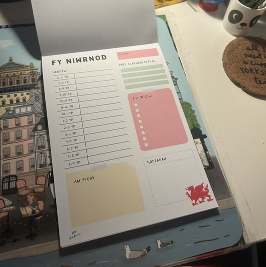 Fy Niwrnod: Daily Planner Pad